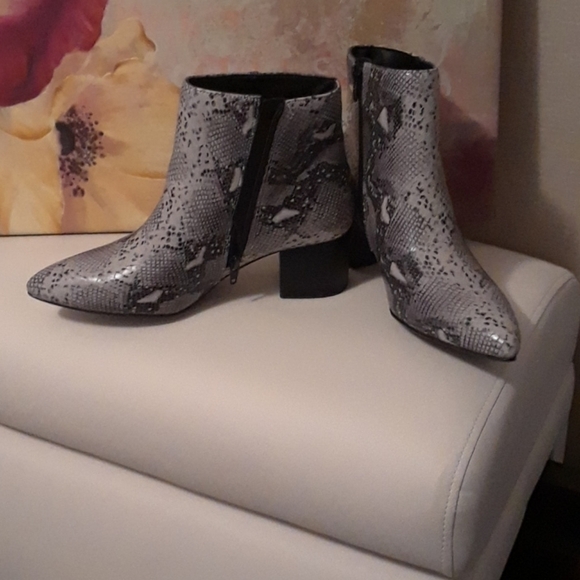 esprit Maren Booties NEW - Picture 3 of 9